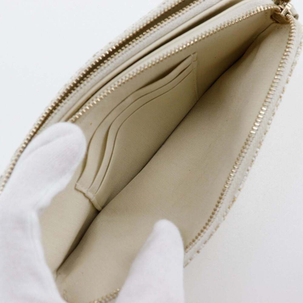 CHANEL White Deauville Shoulder Bag - Picture 7 of 16